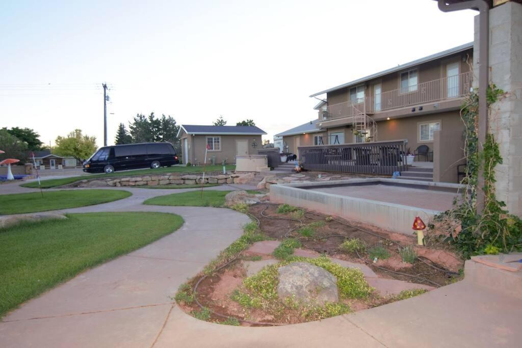 Tacit Shadow Resort Paradise Deluxe Suite, Gym, Coffee Bar, Hot-Tub, Free Laundry, Food Available Parowan Esterno foto