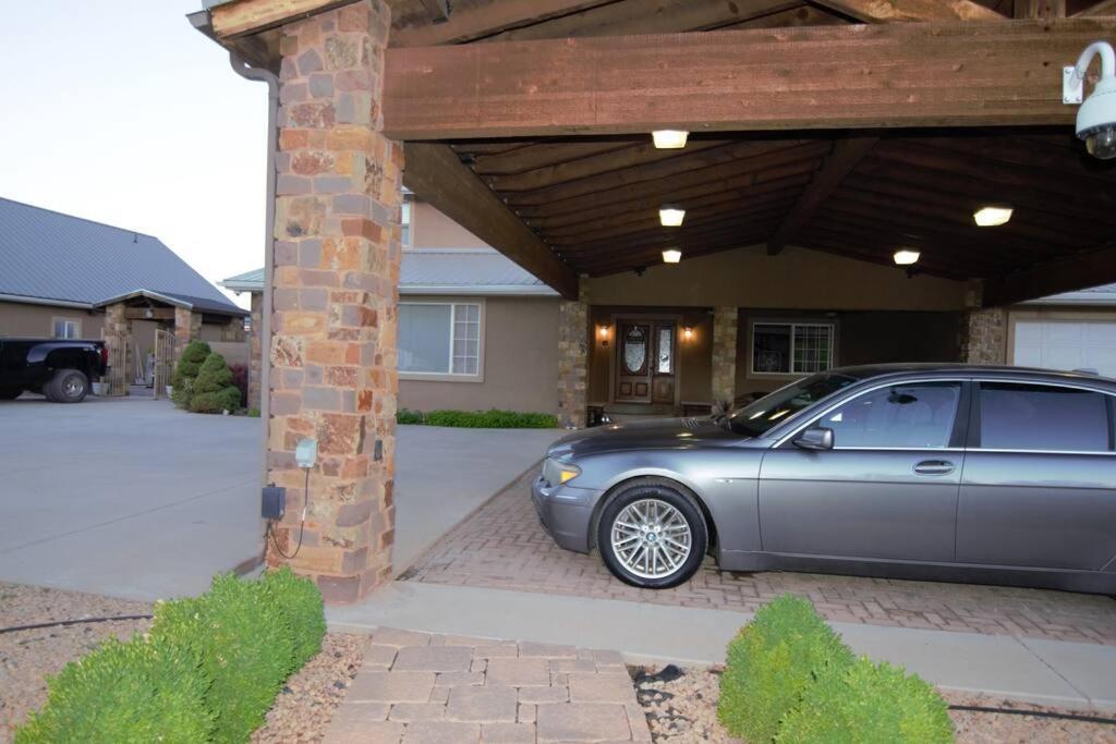 Tacit Shadow Resort Paradise Deluxe Suite, Gym, Coffee Bar, Hot-Tub, Free Laundry, Food Available Parowan Esterno foto